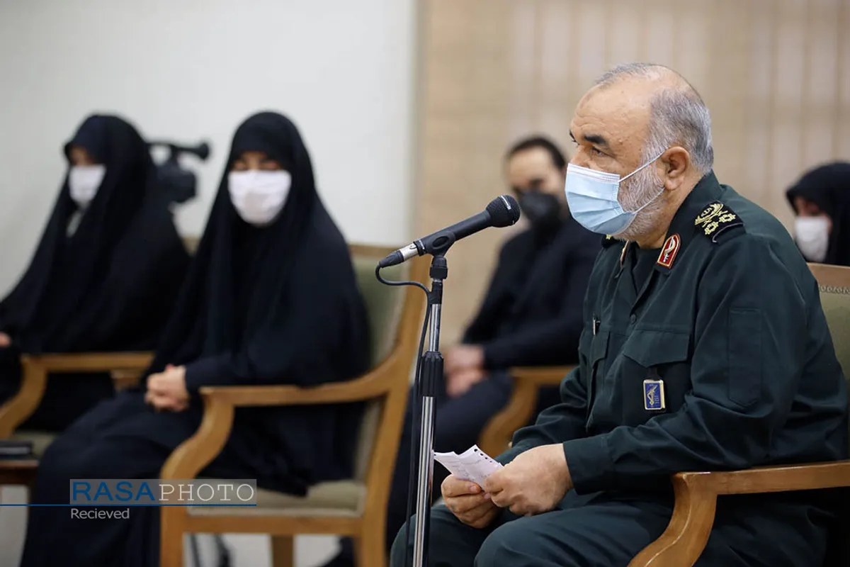دیدار خانواده شهید سپهبد حاج قاسم سلیمانی با مقام معظم رهبری