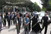 غبارروبی مزار خبرنگار شهید «محمود صارمی» در بروجرد