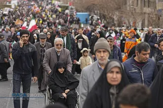 راهپیمایی باشکوه و حماسی ۲۲ بهمن در تهران
