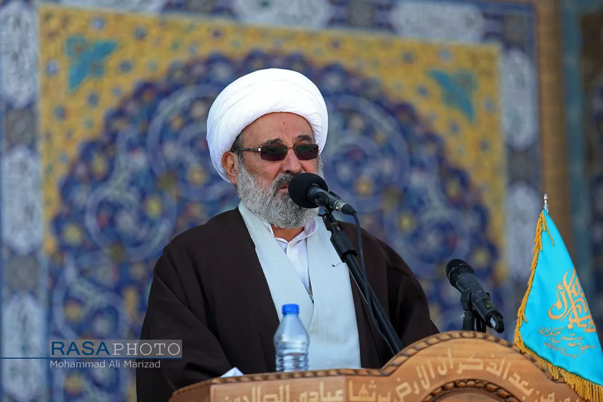 صبحگاه مشترک نیرو&zwnj;های مصلح با عنوان بیعت با امام زمان (عج) با حضور سردار باقری فرمانده کل نیرو&zwnj;های مصلح و حجت الاسلام والمسلمین رحیمیان
