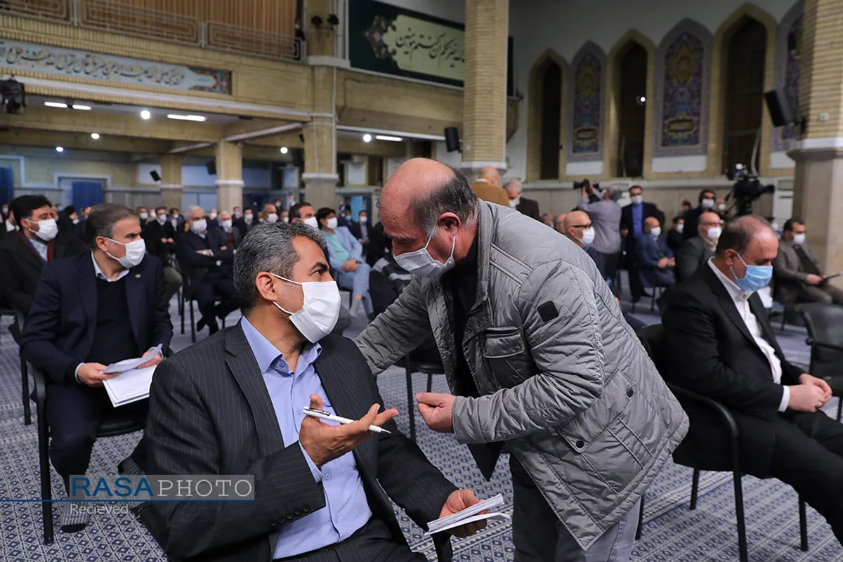دیدار تولیدکنندگان و فعالان اقتصادی با مقام معظم رهبری