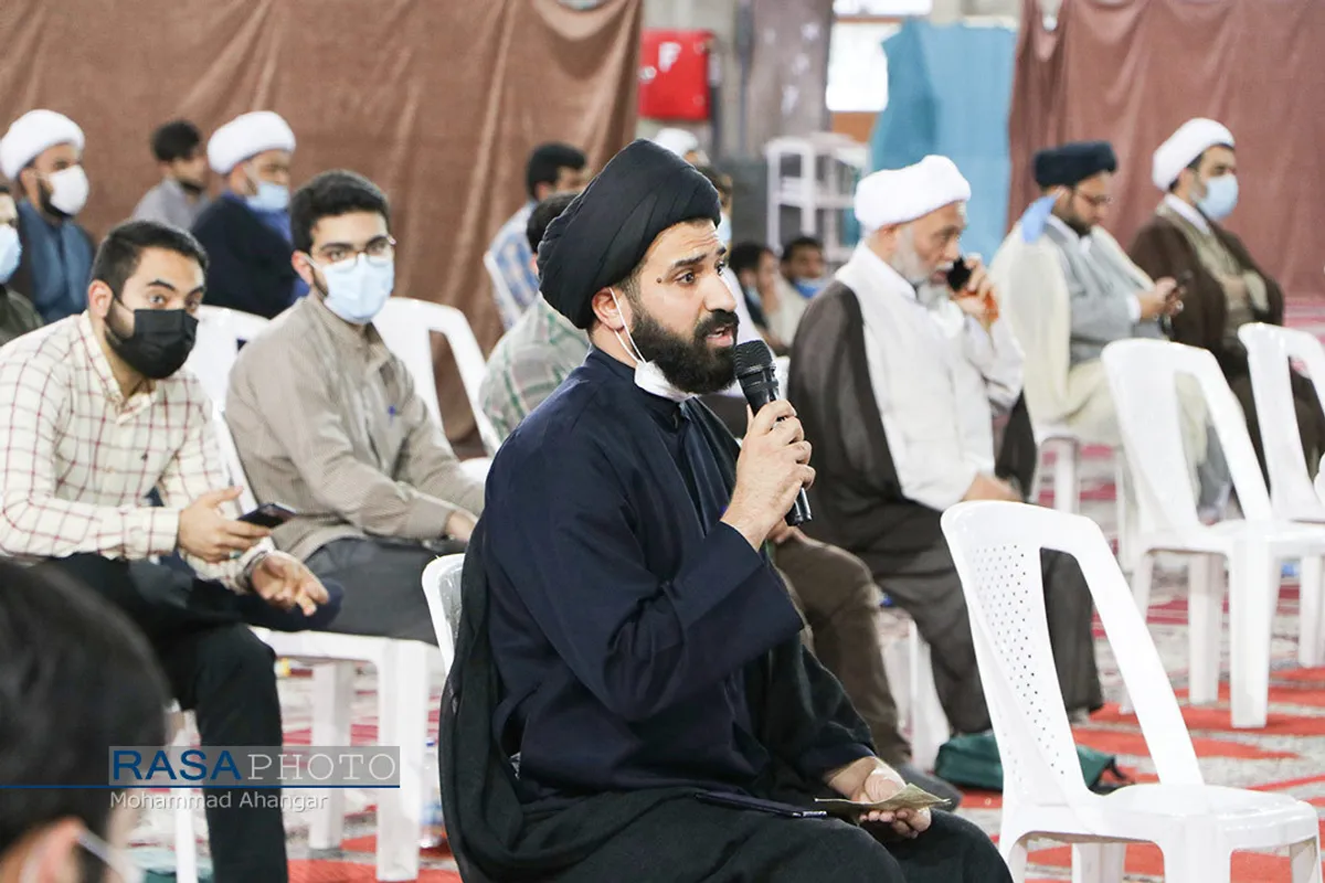دیدار انتخاباتی طلاب جوان و فضلا با نماینده ولی فقیه در خوزستان&lrm;