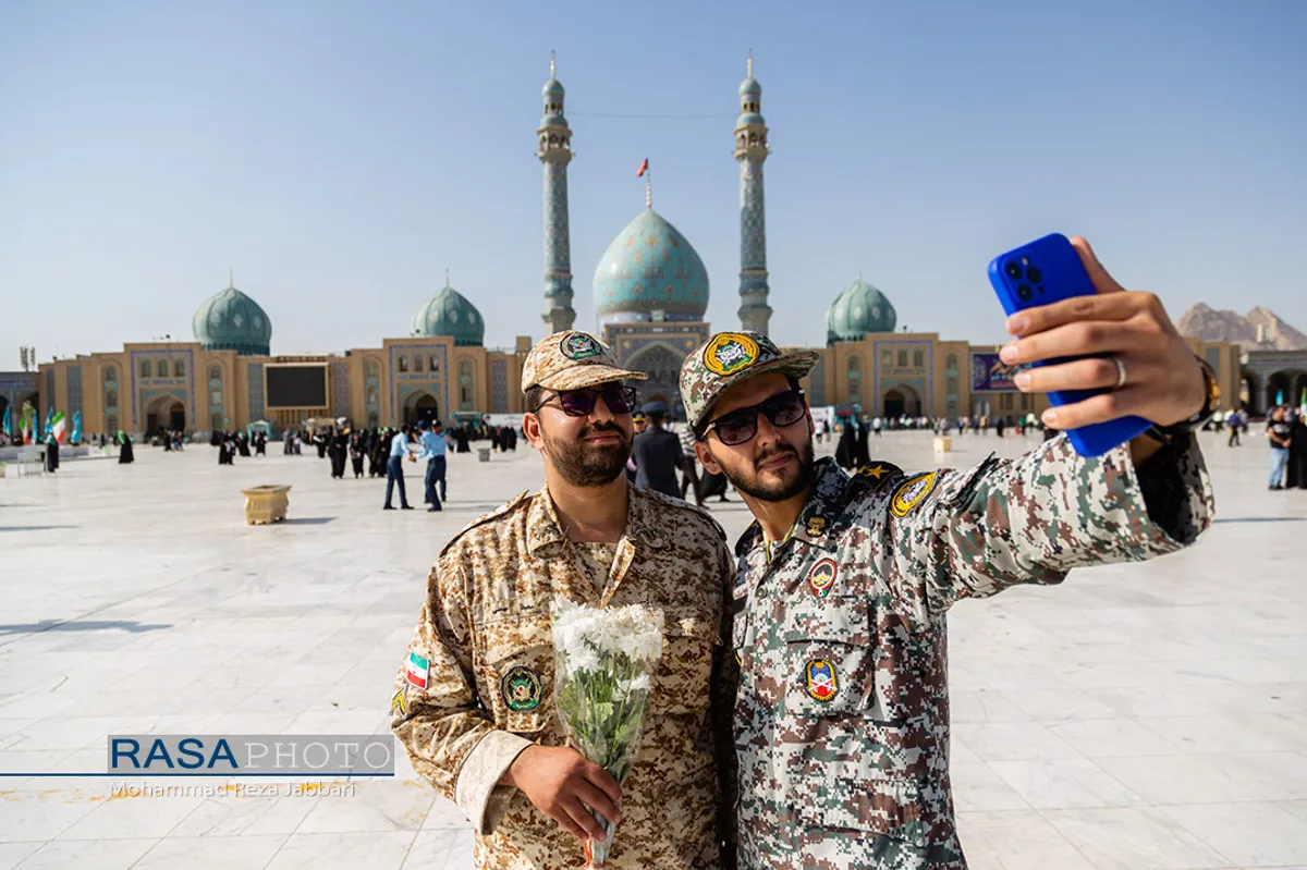 &laquo;عهد سربازی&raquo; نیرو&zwnj;های مسلح با امام زمان (عج) در جمکران&lrm;&lrm;