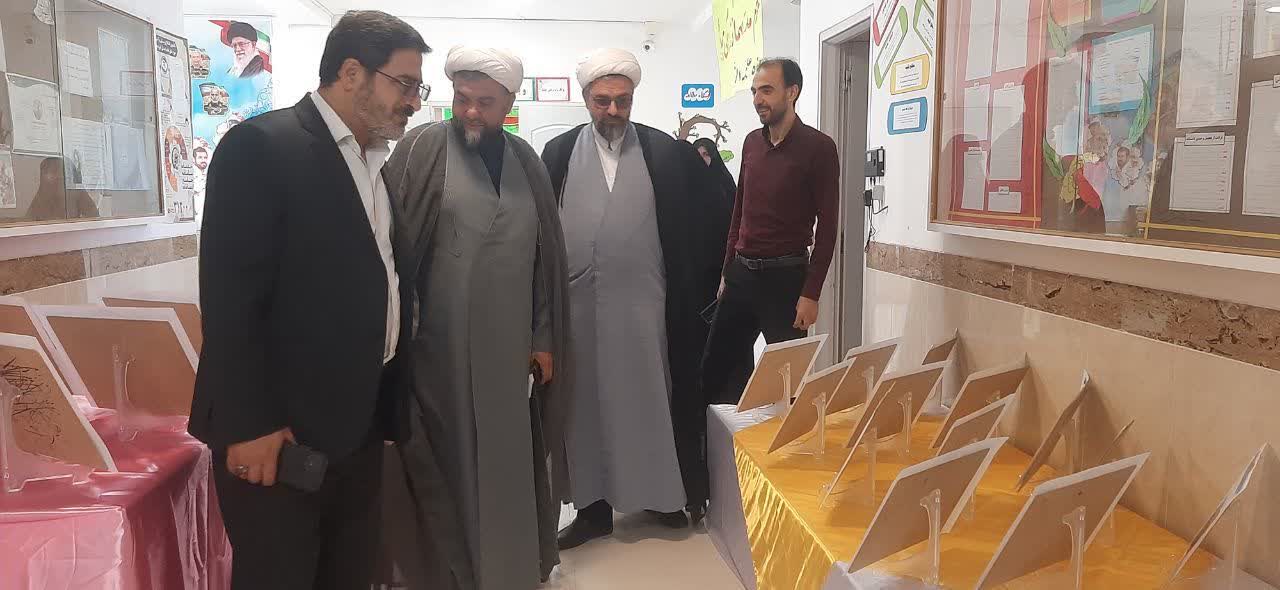 با حضور جمعی از معاونان و مسئولان مرکز مدیریت حوزههای علمیه خواهران انجام شد+ تصاویر با حضور جمعی از معاونان و مسئولان مرکز مدیریت حوزههای علمیه خواهران انجام شد+ تصاویر