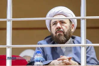 آیین رونمایی و آغاز برپایی جلسات درس اخلاق در مساجد استان قم با سخنرانی آیت الله شب زنده دار