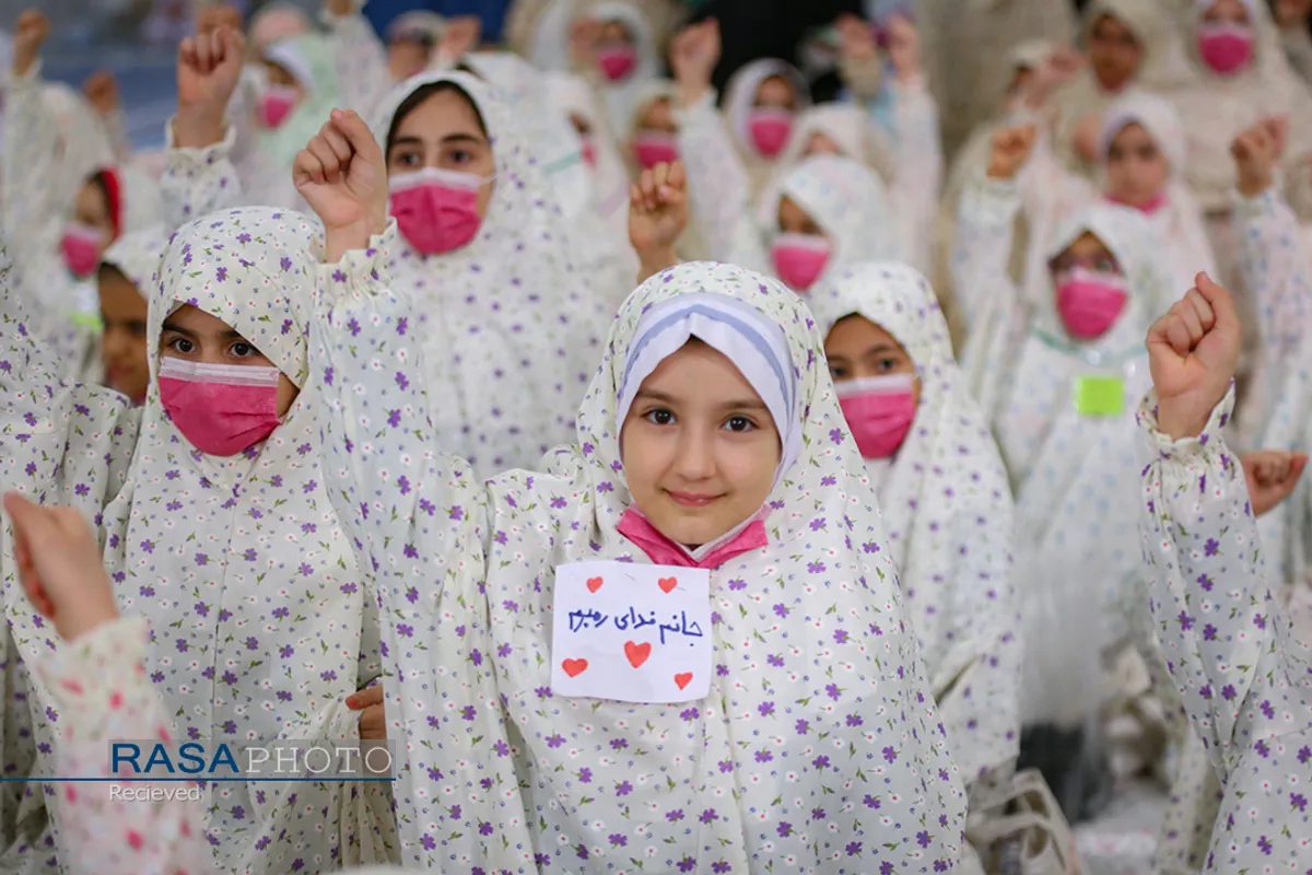 مراسم جشن تکلیف دختران دانش&zwnj;آموز با حضور مقام معظم رهبری