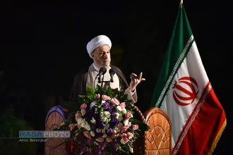 بزرگداشت روز حافظ با حضور نماینده ولی&zwnj;فقیه در استان فارس و محمد مهدی اسماعیلی وزیر فرهنگ ارشاد اسلامی