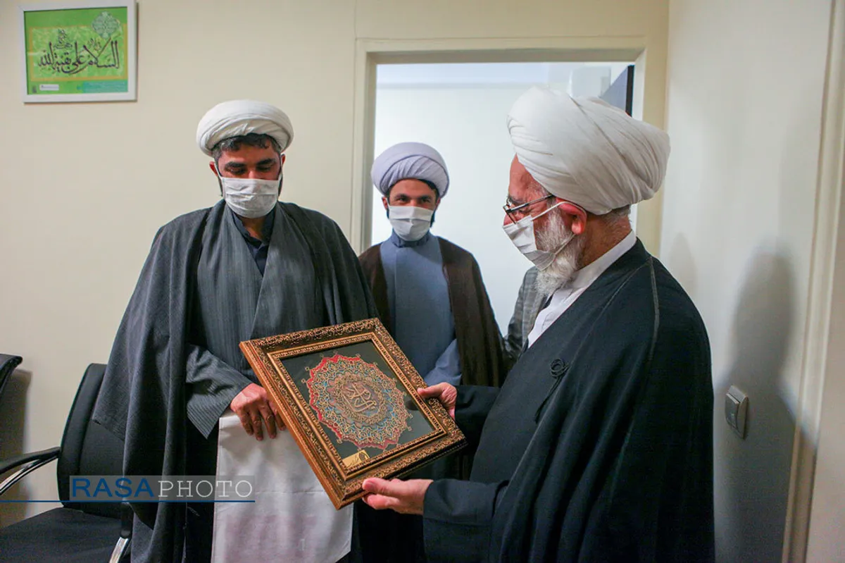بازدید حجت الاسلام والمسلمین فرخ&zwnj;فال رییس مجمع عمومی جامعه مدرسین از خبرگزاری رسا