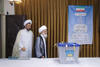 مشارکت حضرت آیت الله نوری همدانی از مراجع تقلید در چهاردهمین انتخابات ریاست جمهوری