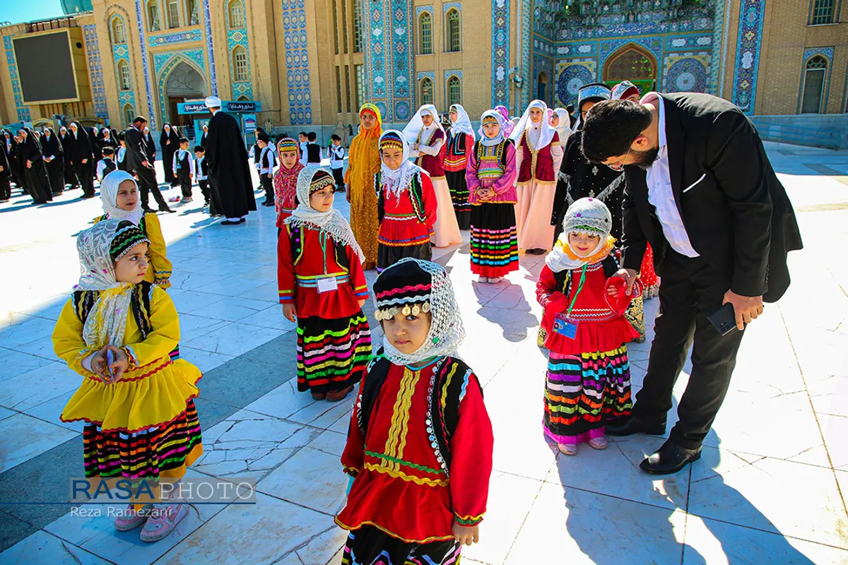 اجرای ۱۰ هزار نفری سرود "سلام فرمانده۲" در مسجد مقدس جمکران