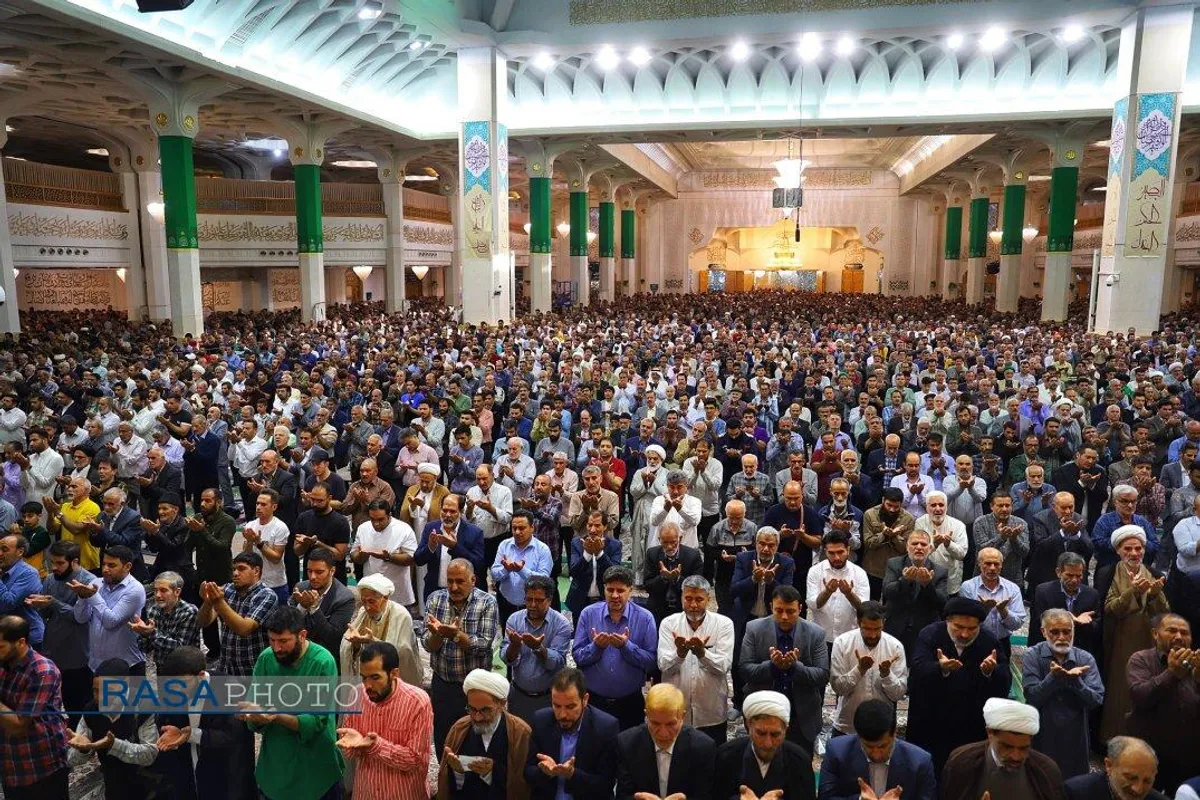 اقامه نماز عید سعید فطر در قم