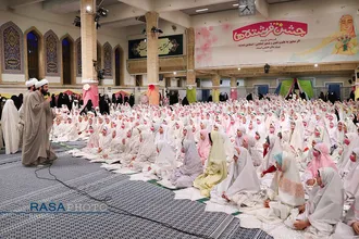 مراسم جشن تکلیف دختران دانش&zwnj;آموز با حضور مقام معظم رهبری
