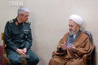 سفر سردار باقری رئیس ستاد کل نیرو&zwnj;های مسلح به قم و دیدار با مراجع تقلید