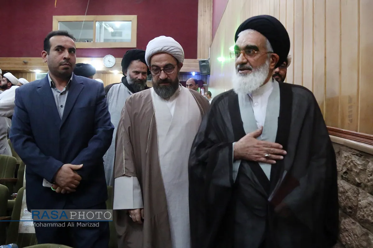 مراسم تجلیل از مساجد نمونه و فعال قم در مقابله با ویروس کرونا