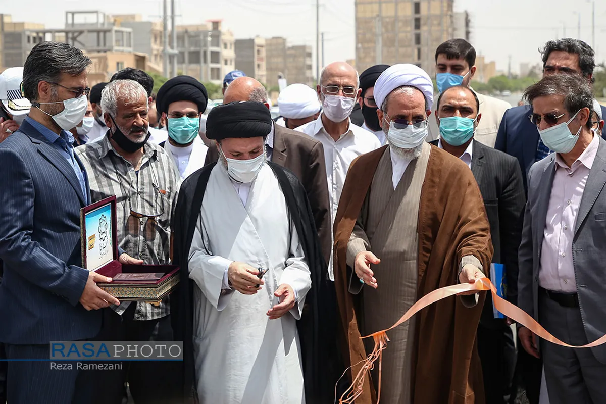 افتتاح تقاطع غیر همسطح آیت&zwnj;الله شهید حکیم با حضور آیت الله اعرافی