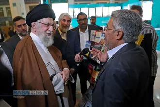 بازدید رهبر معظم انقلاب از سی و پنجمین نمایشگاه بین&zwnj;المللی کتاب تهران