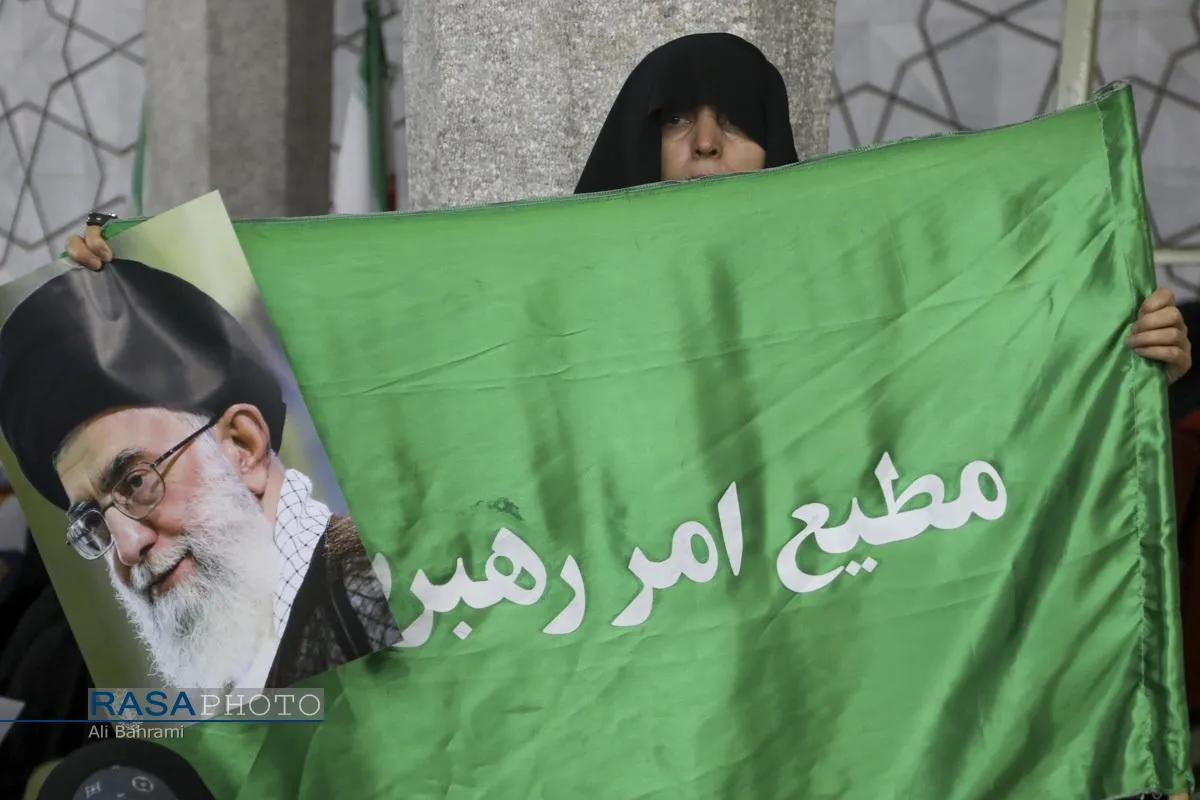 اجتماع حماسی مردم انقلابی قم در یوم الله نهم دی
