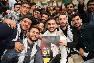 دیدار دانش&zwnj;آموزان و دانشجویان با رهبر انقلاب به&zwnj;مناسبت سالروز ۱۳ آبان