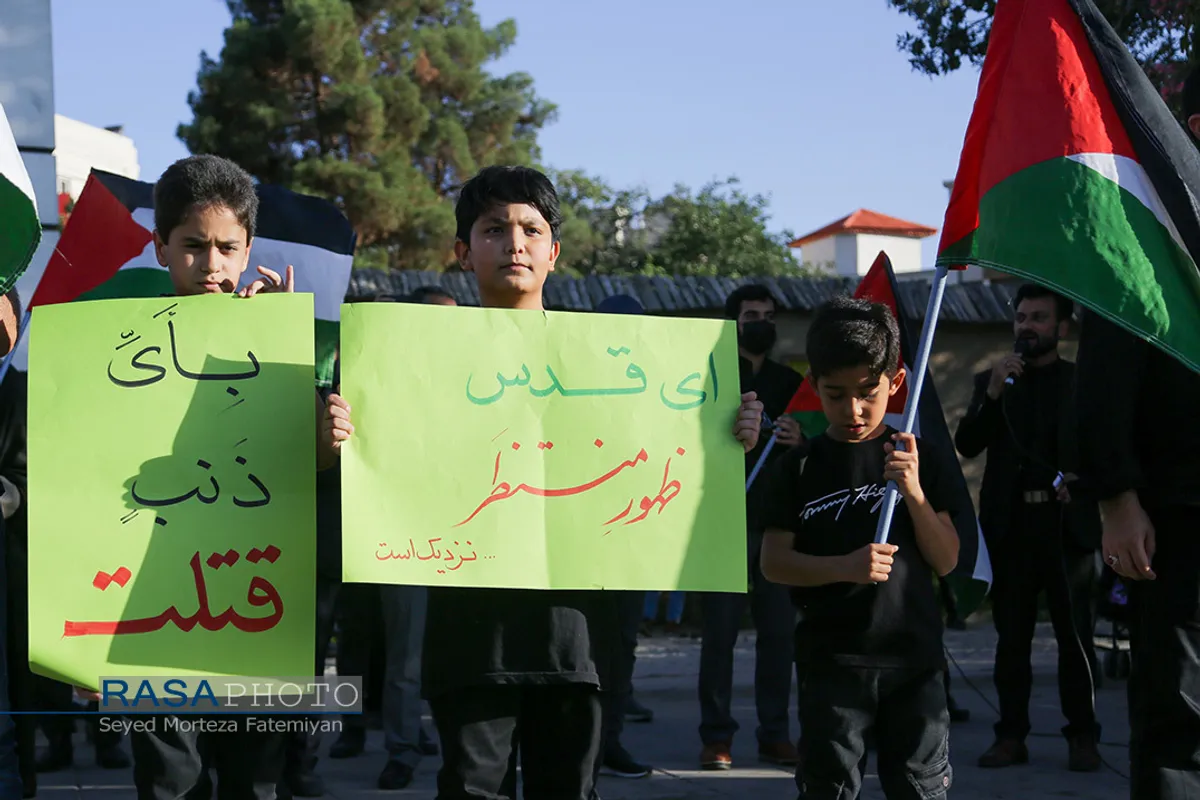 تجمع تعدادی از دانشجویان مشهد در حمایت از مردم مظلوم غزه
