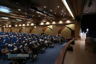 همایش نقش مبلغان در دفاع مقدس&lrm;&lrm;
