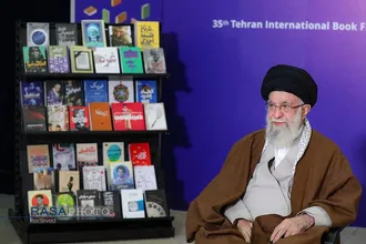 بازدید رهبر معظم انقلاب از سی و پنجمین نمایشگاه بین&zwnj;المللی کتاب تهران