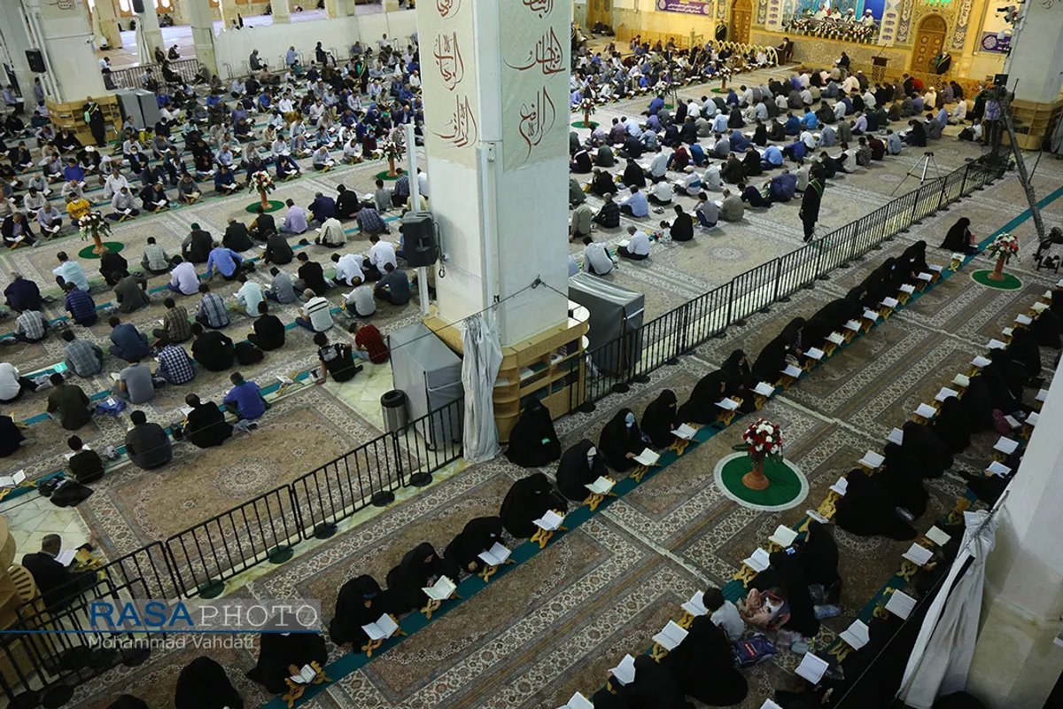 مراسم جزء&zwnj;خوانی قرآن کریم در حرم کریمه اهلبیت (ع)