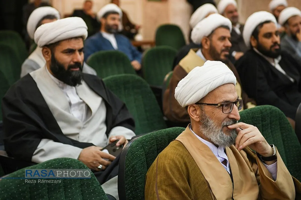 جلسه مجمع نمایندگان طلاب حوزه علمیه با وزیر فرهنگ و ارشاد اسلامی