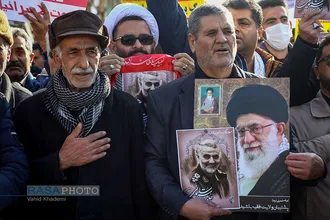 راهپیمایی مردم بجنورد در محکومیت شهادت سپهبد قاسم سلیمانی&lrm;&lrm;