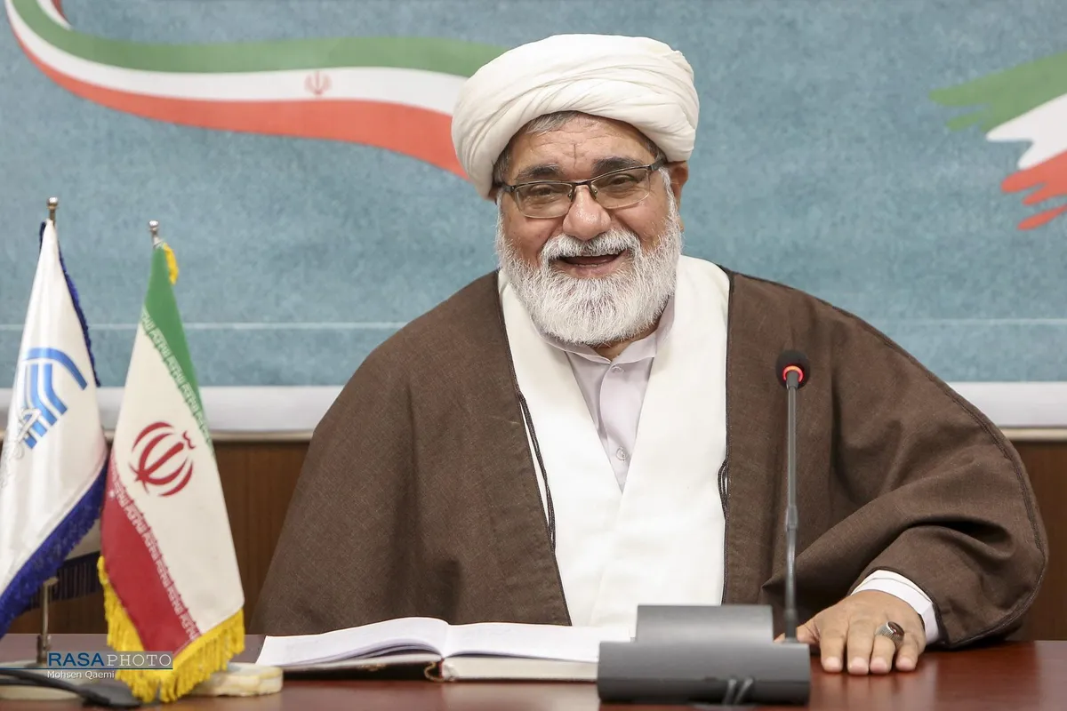 محفل خاطره&zwnj;گویی رزمندگان روحانی دفاع مقدس