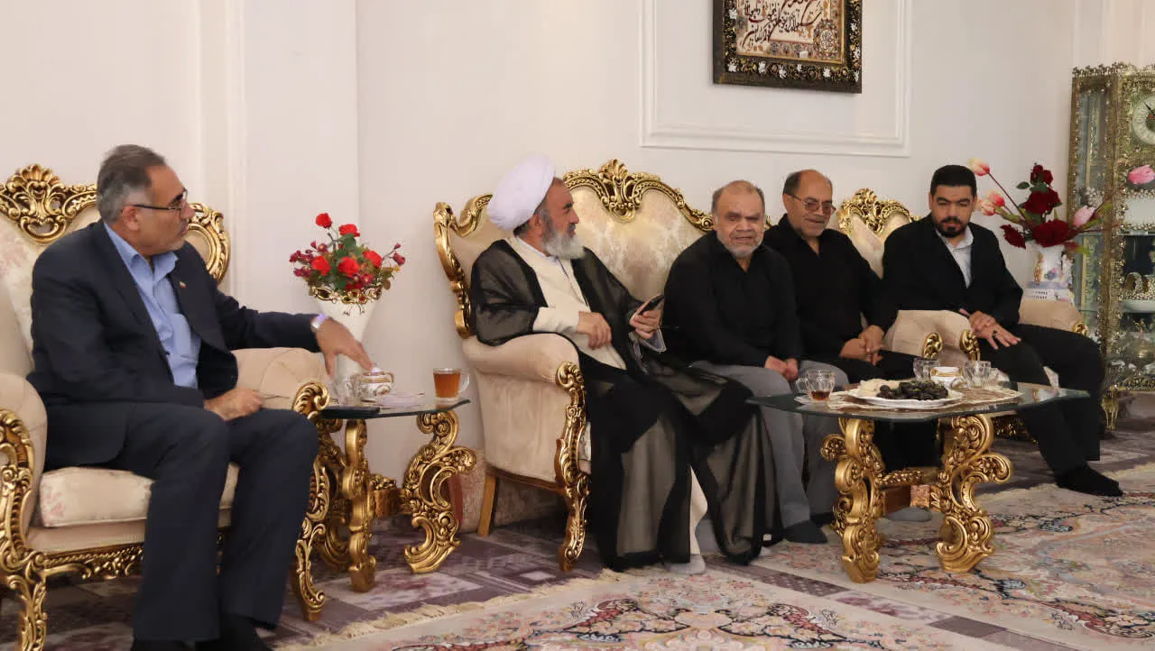 آیت‌الله پورمحمدی با جانباز ۷۰ درصد مرندی دیدار کرد