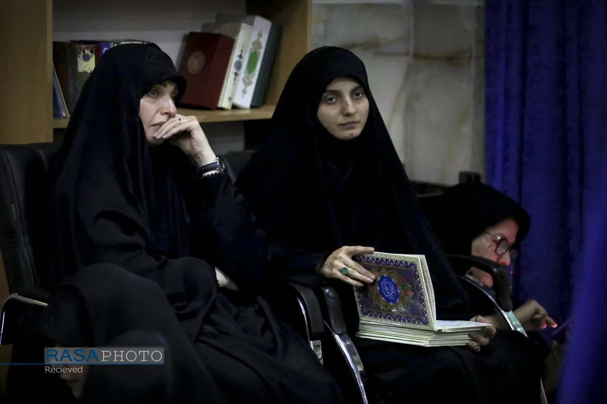 مراسم یادبود رهبر شهید انقلاب با حضور اهالی رسانه
