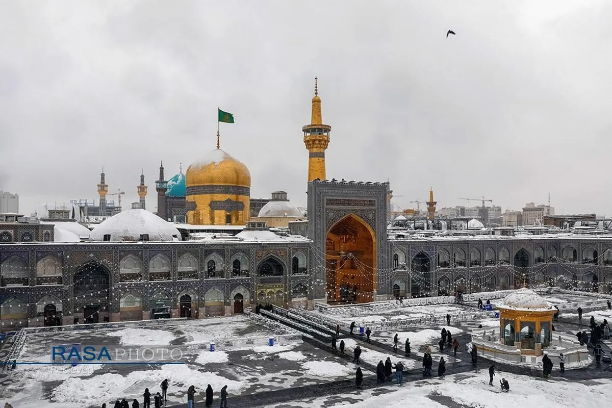 بارش برف در حرم امام رئوف (علیه&zwnj;السلام)
