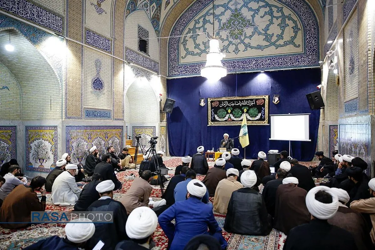 مدرسه تابستانی دارالعلم در مشهد مقدس