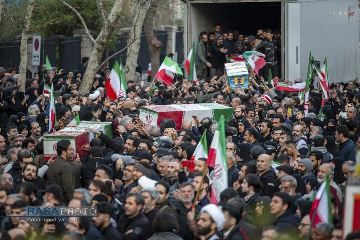 تشییع شهید دکتر علی لاریجانی، سردار سلیمانی و شهدای ناو دنا در تهران