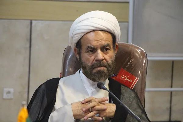 حوزه علمیه در مدیریت مسائل فرهنگی جامعه باید نقش آفرین باشد