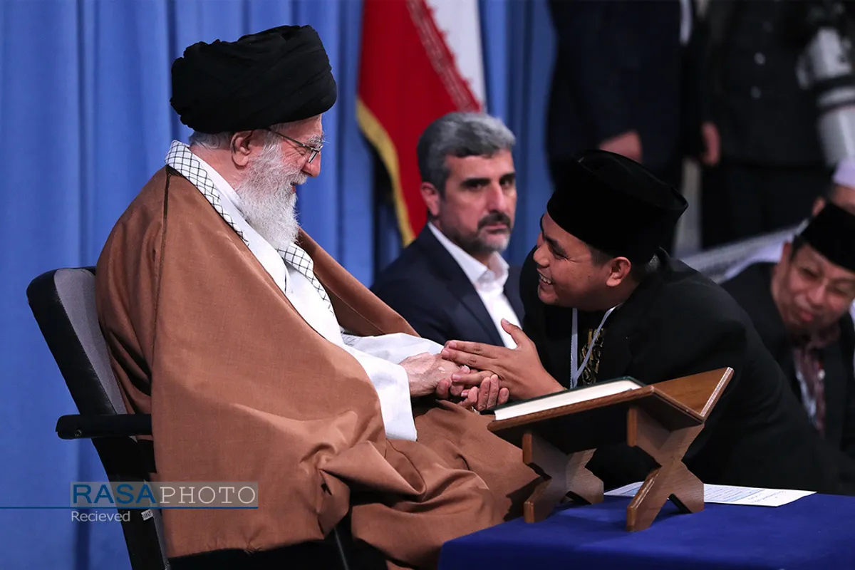 دیدار شرکت&zwnj;کنندگان در مسابقات بین&zwnj;المللی قرآن با رهبر انقلاب