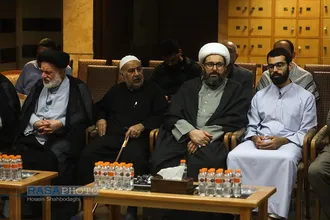 حضور شخصیت&zwnj;های حوزوی و گروه&zwnj;های مردم در دفتر حزب الله لبنان در قم
