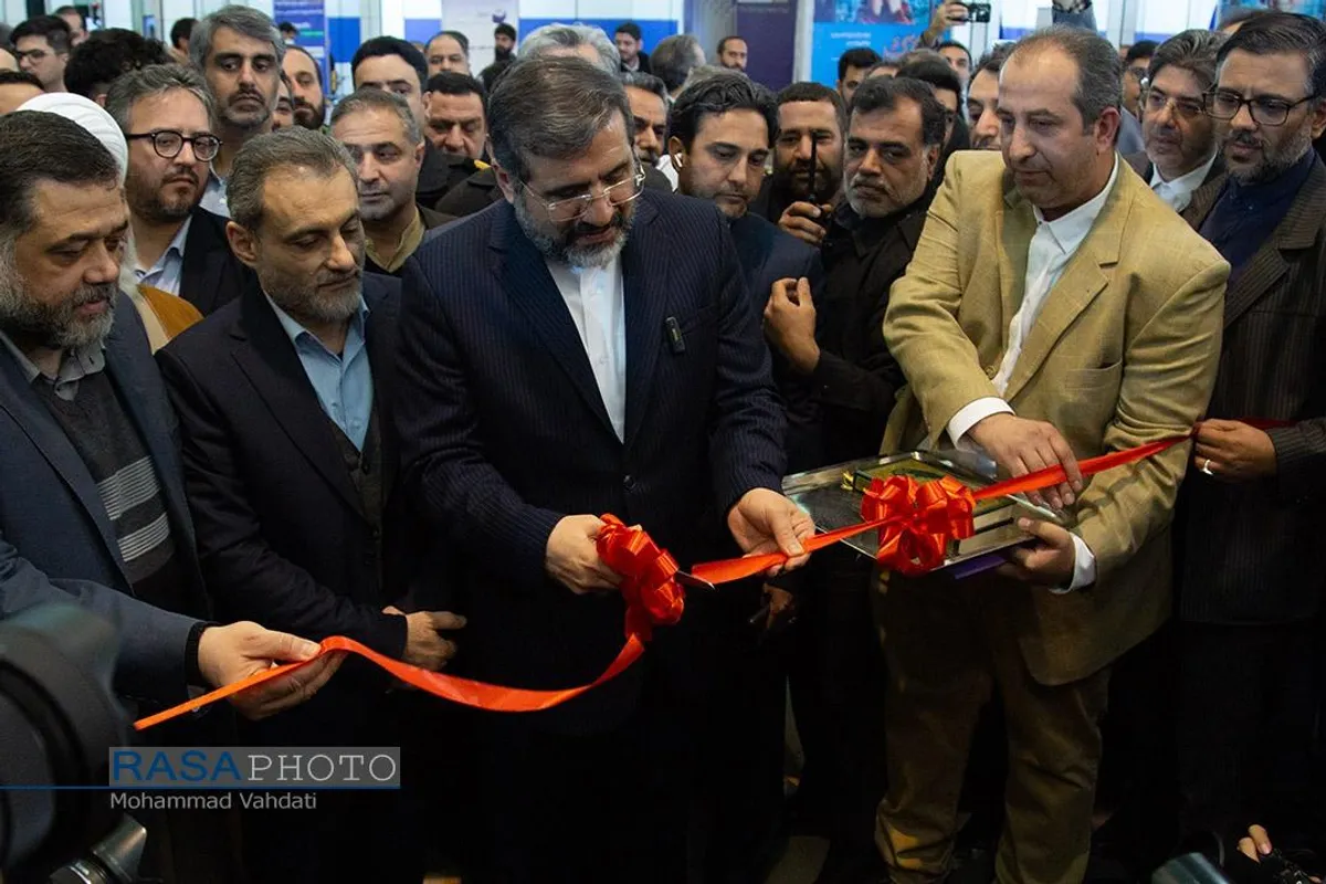 اولین روز بیست و چهارمین نمایشگاه مطبوعات و رسانه های ایران