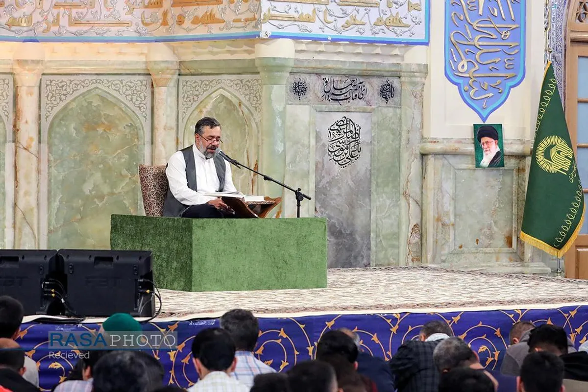 مناجات خوانی ماه مبارک رمضان در حرم مطهر رضوی