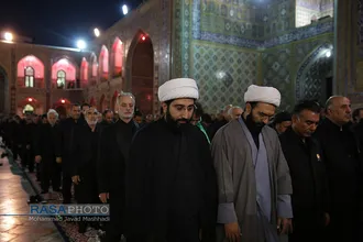 مراسم خطبه خوانی شب عاشورا در حرم مطهر رضوی&lrm;
