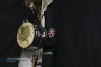 آیین سنتی &laquo;مشق شمشیر&raquo; نجفی&zwnj;های مقیم قم