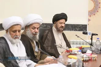 نشست هم اندیشی اساتید حوزه علمیه قم