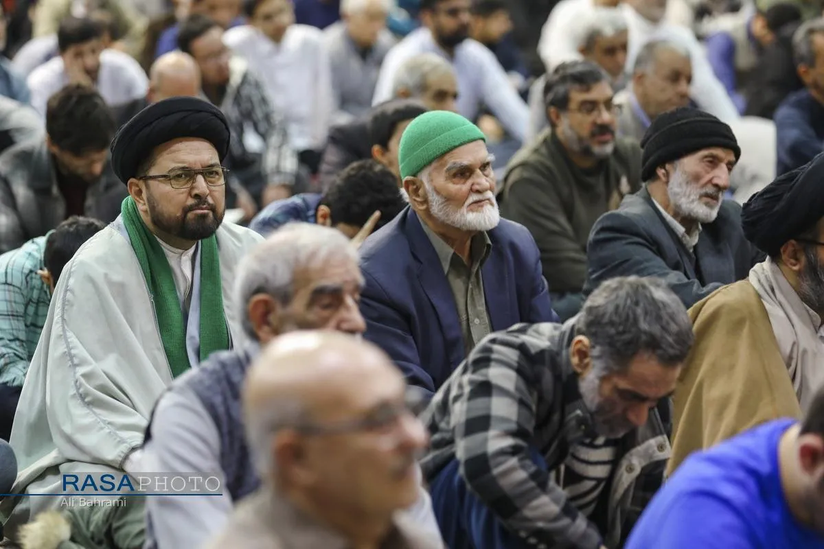 بزرگداشت شهدای فتنه اخیر آمریکایی صهیونیستی در قم