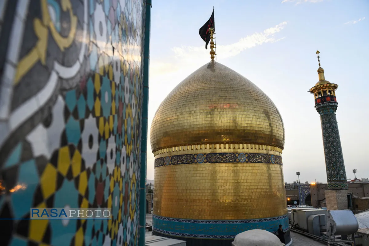 مراسم تعویض پرچم حرم حضرت معصومه (سلام الله علیها) در شب اول محرم ۱۴۴۴