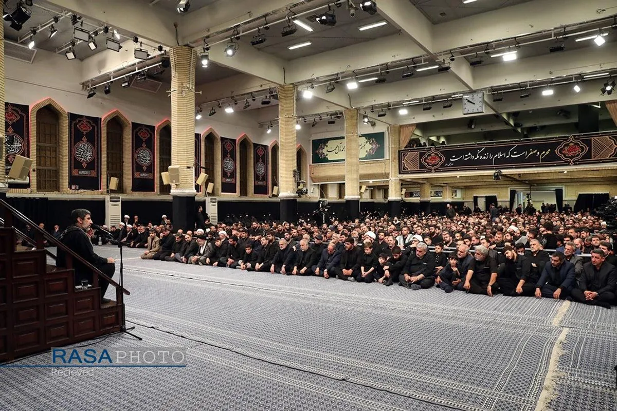 مراسم عزاداری شام غریبان حسینی (علیه&zwnj;السلام) در حسینیه امام خمینی (ره)