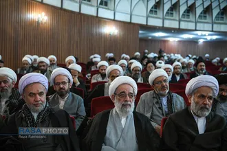 نشست تشکل اساتید سطوح عالی و خارج حوزه علمیه با موضوع "طوفان الاقصی و تحولات جهانی"