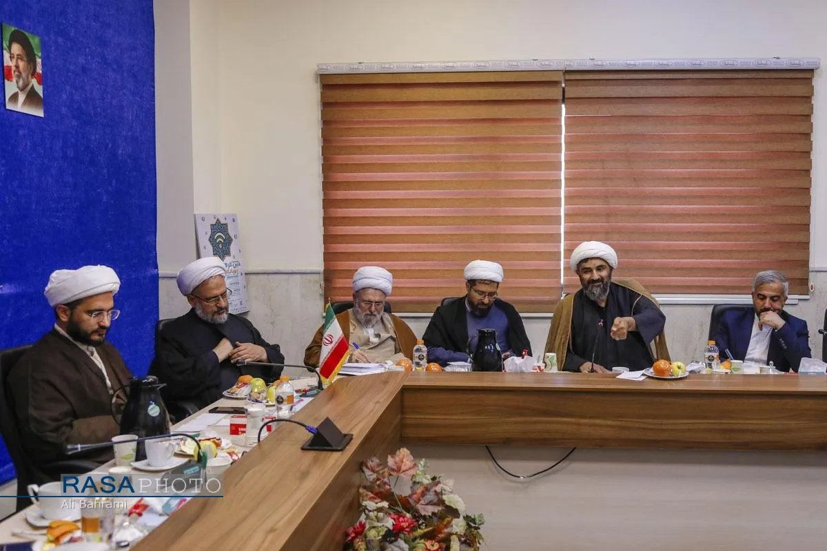نشست هم&zwnj;اندیشی جنگ تحمیلی سوم و الزامات رسانه&zwnj;ای