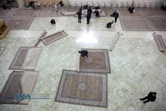 غبارروبی شبستان&zwnj;های حرم حضرت معصومه (س) در آستانه ماه مبارک رمضان