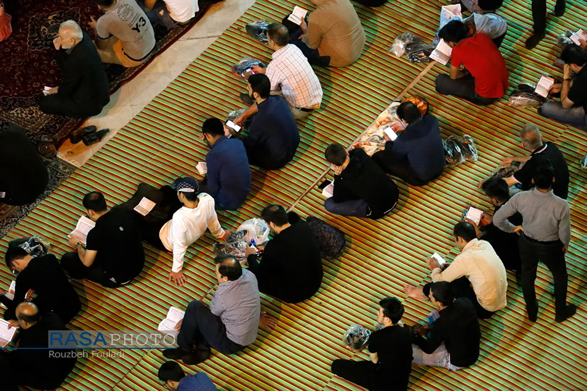 مراسم احیاء شب نوزدهم ماه مبارک رمضان در حرم امامزاده صالح تهران
