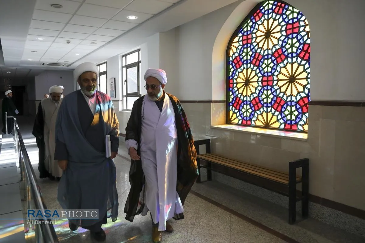بیست هفتمین همایش کتاب سال و نهمین جشنواره مقالات حوزه